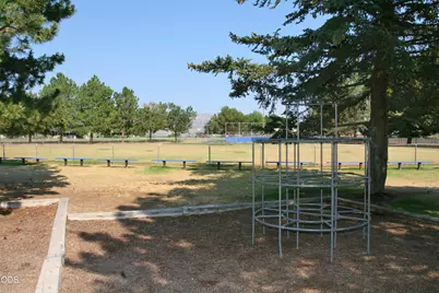 10016 McGuire Avenue, Klamath Falls, OR 97603 - Photo 94