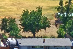 10016 McGuire Ave, Klamath Falls, OR 97603 - Photo 2