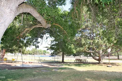 10016 McGuire Avenue, Klamath Falls, OR 97603 - Photo 96