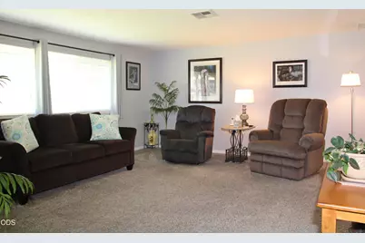 10016 McGuire Avenue, Klamath Falls, OR 97603 - Photo 56