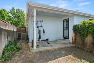 416 Leandra Ln, Eagle Point, OR 97524 - Photo 28