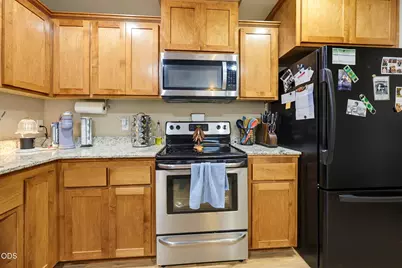 8292 29th, White City, OR 97503 - Photo 16