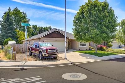 8292 29th, White City, OR 97503 - Photo 4