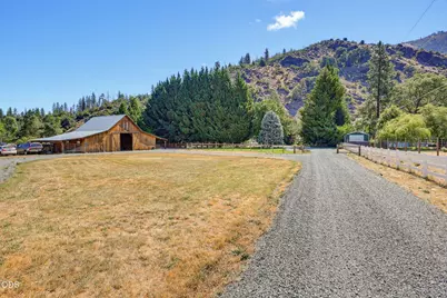 7935 Upper Applegate Road, Jacksonville, OR 97530 - Photo 92
