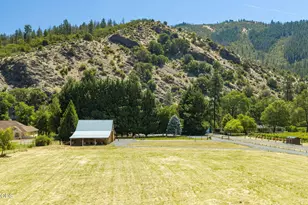 7935 Upper Applegate Rd, Jacksonville, OR 97530 - Photo 100