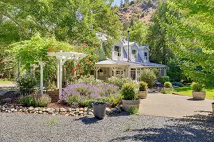 7935 Upper Applegate Rd, Jacksonville, OR 97530 - Photo 4