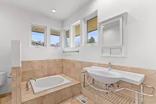 4323 Murryhill Terrace, Medford, OR 97504 - Photo 22