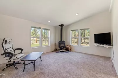 52555 Railroad Street, La Pine, OR 97739 - Photo 10