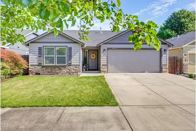 630 Woodlark Drive, Medford, OR 97501 - Photo 2
