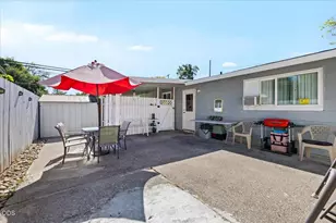 43 N Columbus, Medford, OR 97501 - Photo 16