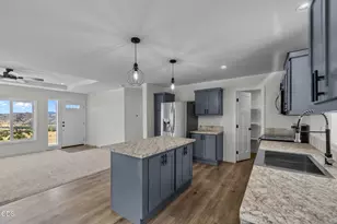 92715 Hidden Hills Ln, John Day, OR 97845 - Photo 10