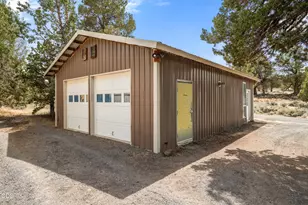 22945 Timland Ln, Bend, OR 97702 - Photo 42