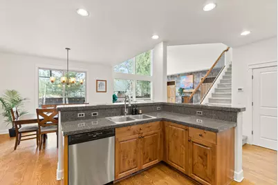20106 Stonegate Drive, Bend, OR 97702 - Photo 16