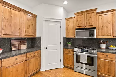 20106 Stonegate Drive, Bend, OR 97702 - Photo 18