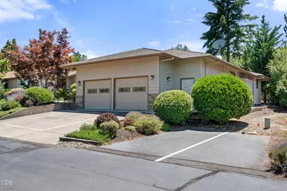 2474 Senate Way, Medford, OR 97504 - Photo 34