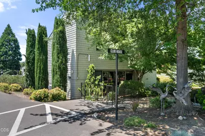 2474 Senate Way, Medford, OR 97504 - Photo 32
