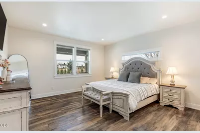 2758 NW 23rd Loop, Redmond, OR 97756 - Photo 10