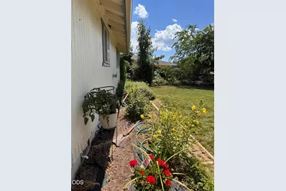 5359 Eastwood Drive, Klamath Falls, OR 97603 - Photo 6
