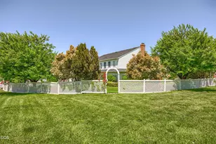 4550 Coal Mine Rd, Medford, OR 97504 - Photo 22