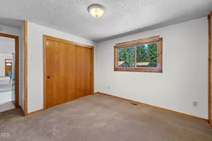 19572 Apache Rd, Bend, OR 97702 - Photo 24