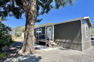 2097 Rogue River Hwy, Gold Hill, OR 97525 - Photo 1