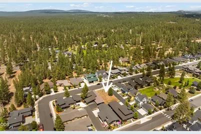 283 W Heising Drive, Sisters, OR 97759 - Photo 6
