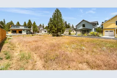 283 W Heising Drive, Sisters, OR 97759 - Photo 8
