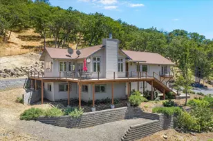 3729 Old Hwy 99 S, Ashland, OR 97520 - Photo 2