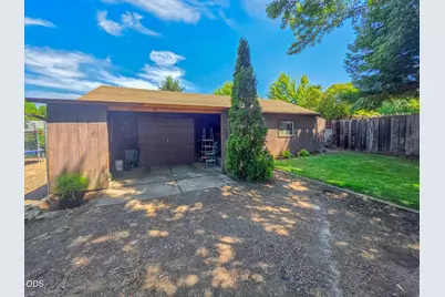 3015 Lone Pine Road, Medford, OR 97504 - Photo 28