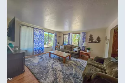 3015 Lone Pine Road, Medford, OR 97504 - Photo 6
