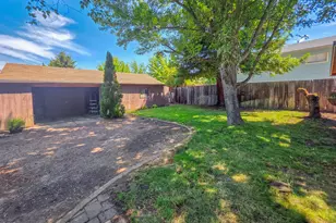 3015 Lone Pine Rd, Medford, OR 97504 - Photo 26