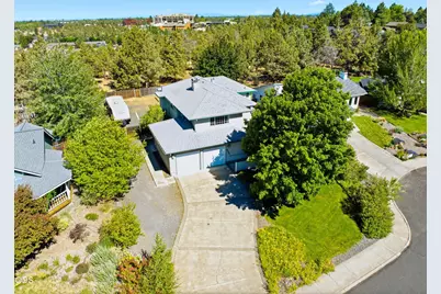 2034 NE Bluebird Court NE, Bend, OR 97701 - Photo 4