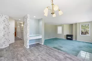 2034 NE Bluebird Ct NE, Bend, OR 97701 - Photo 10