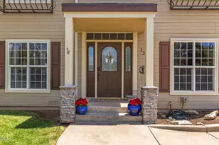 1231 Wild Plum Dr, Klamath Falls, OR 97601 - Photo 2