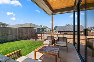 3057 Umpqua Dr, Medford, OR 97504 - Photo 28