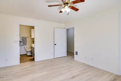 2466 SW 26th Street, Redmond, OR 97756 - Photo 16
