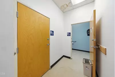 1205 Plaza Boulevard #C, Central Point, OR 97502 - Photo 16