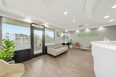 1333 Plaza Boulevard #A/B, Central Point, OR 97502 - Photo 6