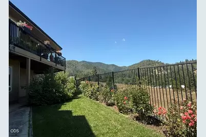 651 Holton Road, Talent, OR 97540 - Photo 36