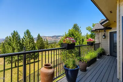 651 Holton Road, Talent, OR 97540 - Photo 34