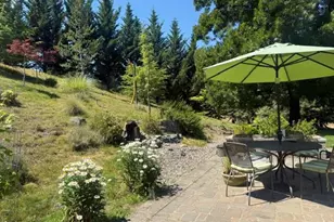 651 Holton Rd, Talent, OR 97540 - Photo 8