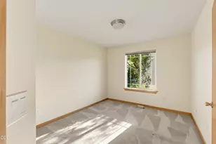 1128 SW Rimrock Way, Redmond, OR 97756 - Photo 20