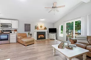 129 N Wheeler Loop, Sisters, OR 97759 - Photo 6
