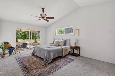 1740 Southgate Way, Grants Pass, OR 97527 - Photo 22