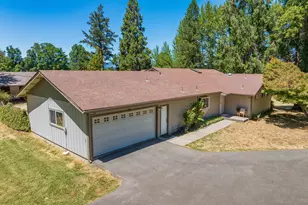 1740 Southgate Way, Grants Pass, OR 97527 - Photo 52