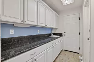 1740 Southgate Way, Grants Pass, OR 97527 - Photo 16