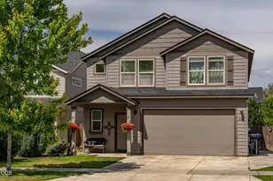 20348 Lois Way, Bend, OR 97702 - Photo 2