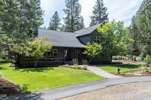 665 E Coyote Springs Rd, Sisters, OR 97759 - Photo 2