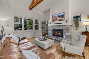 665 E Coyote Springs Rd, Sisters, OR 97759 - Photo 8