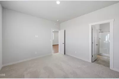 2642 NW 26th Lp North, Redmond, OR 97756 - Photo 10